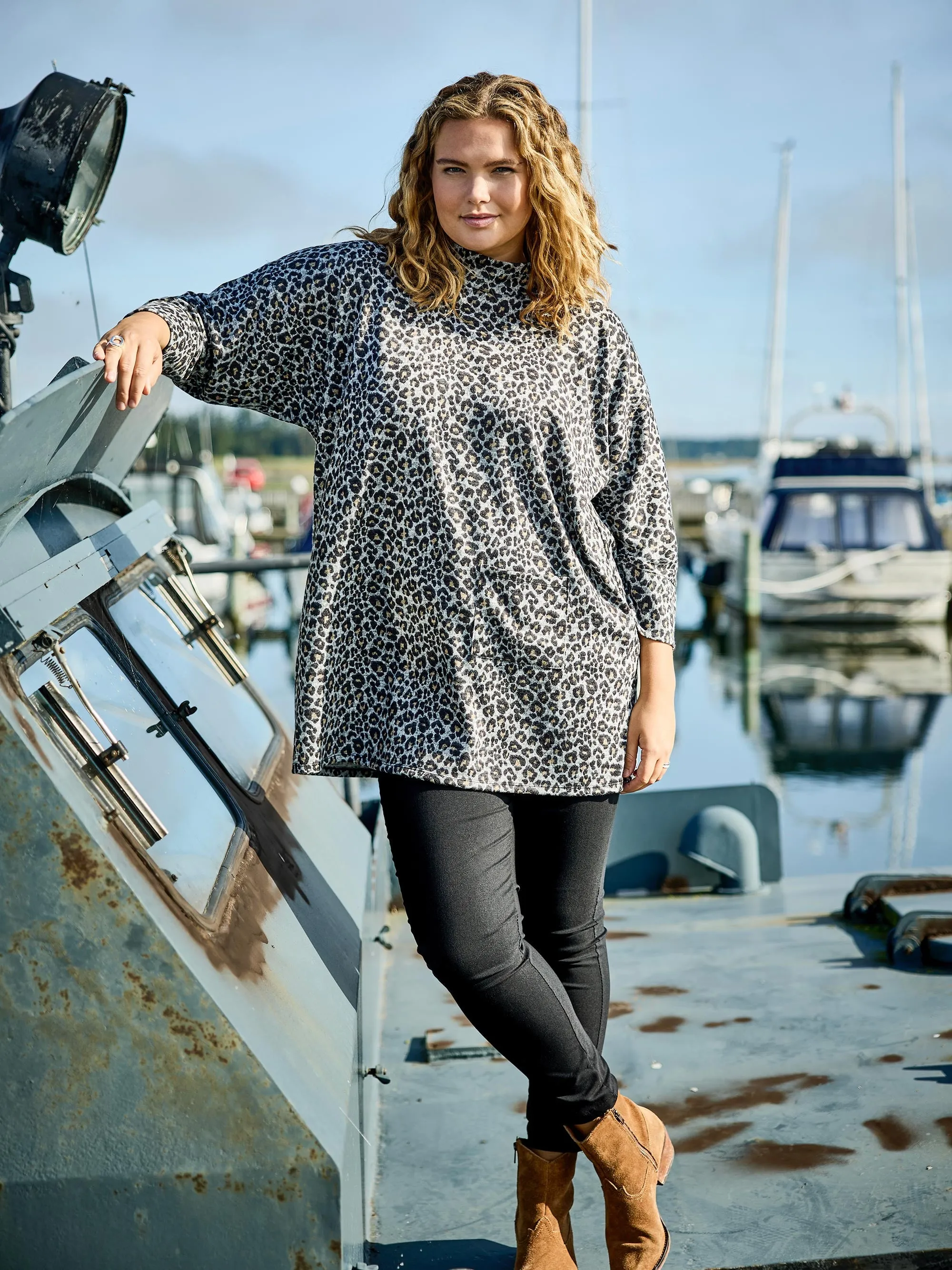 CATIE TUNIC - Leo print