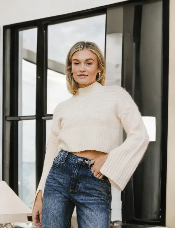 Hannah Chunky Knit Crop Sweater