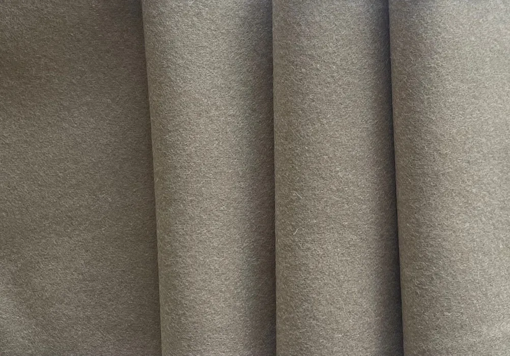 High-End Cool Boarded Beige Virgin Wool Melton Coating (Made in Italy)