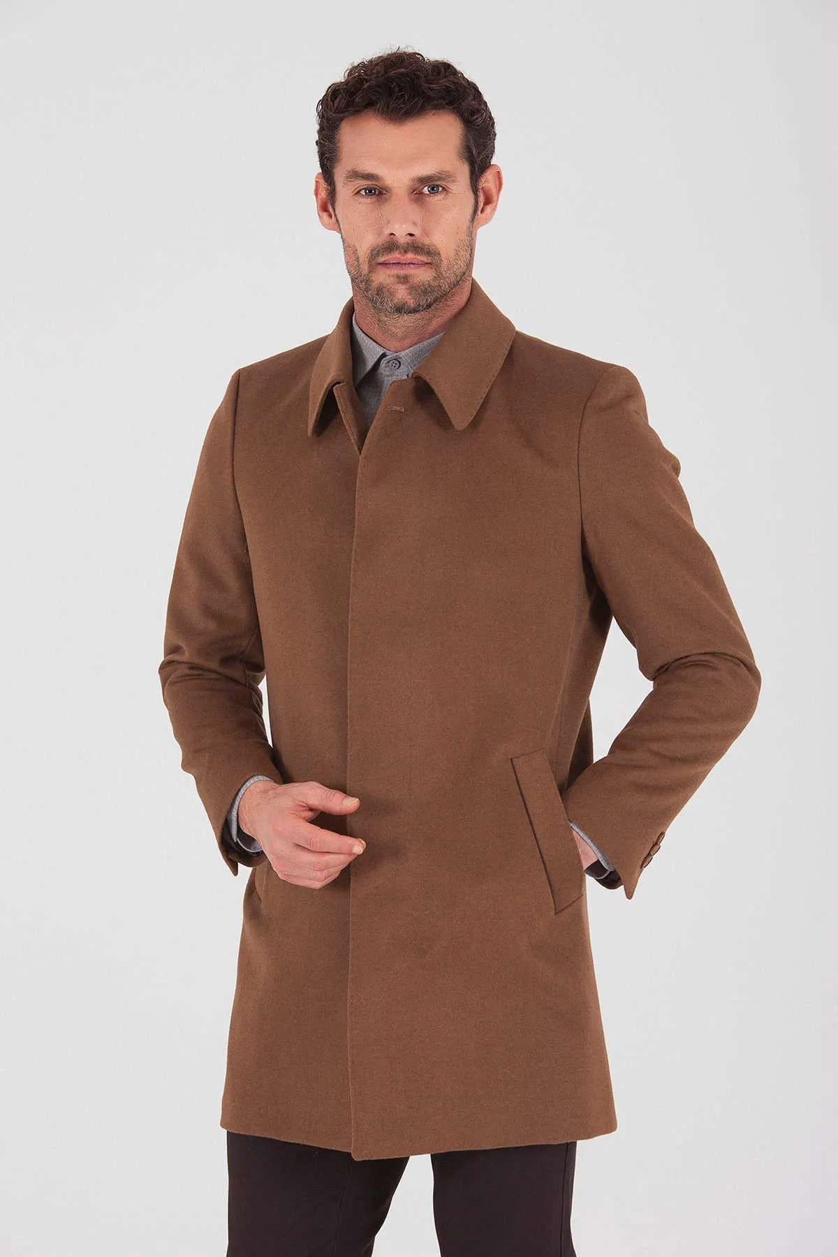 Slim Fit Notch Lapel Osaka Wool Camel Overcoat, Camel